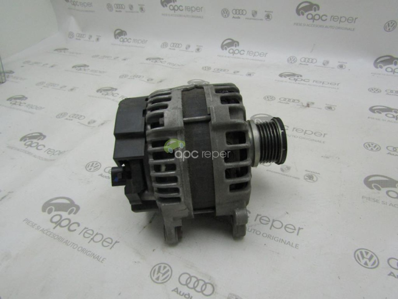 Alternator Original Audi A4 8k, A5 , Q5 8R 2,0Tdi Cod OEM 03L903017E