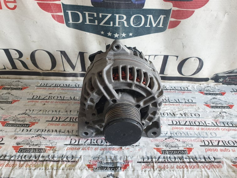 Alternator original VW Passat B3/B4 1.9 TDI 110cp cod piesa : 028903028F