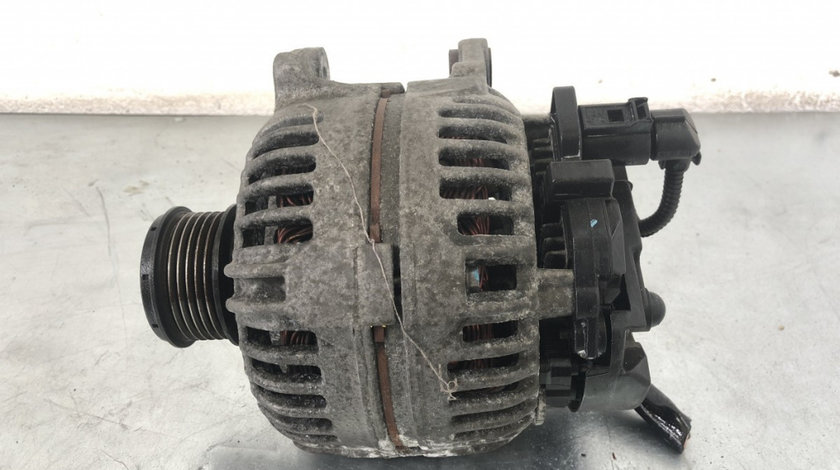 Alternator Passat B6 sedan 2006 (06F903023F)