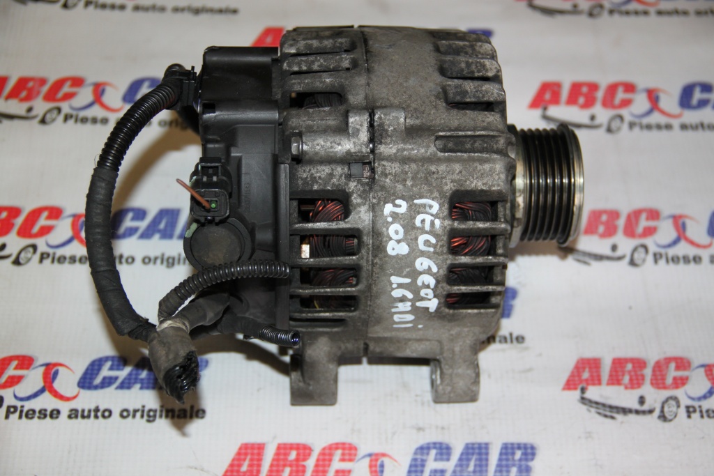 Alternator Peugeot 208 1.6 HDI cod: 9678048880 model 2014