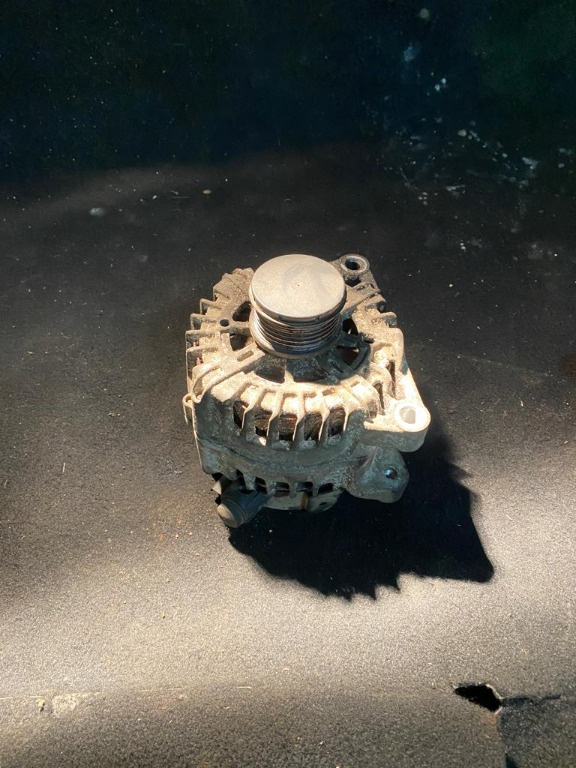 Alternator Peugeot 407 motor 2.0 rhr cod 2543457A