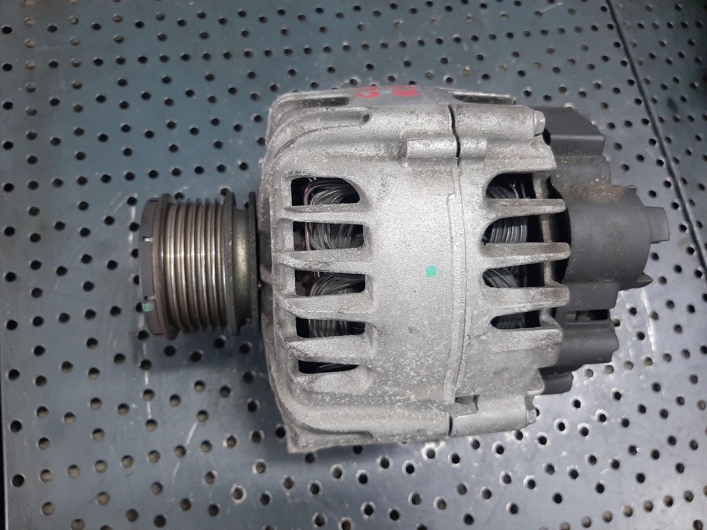 Alternator renault clio 4 captur megane 3 1.5 dci k9k 231001318r