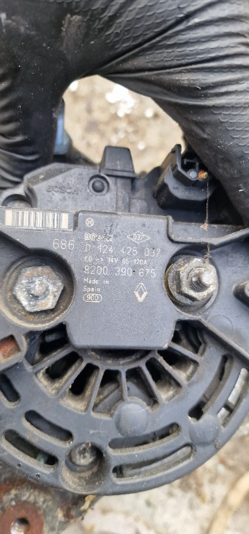 Alternator Renault Clio Logan 1.5 dci cod 8200390675