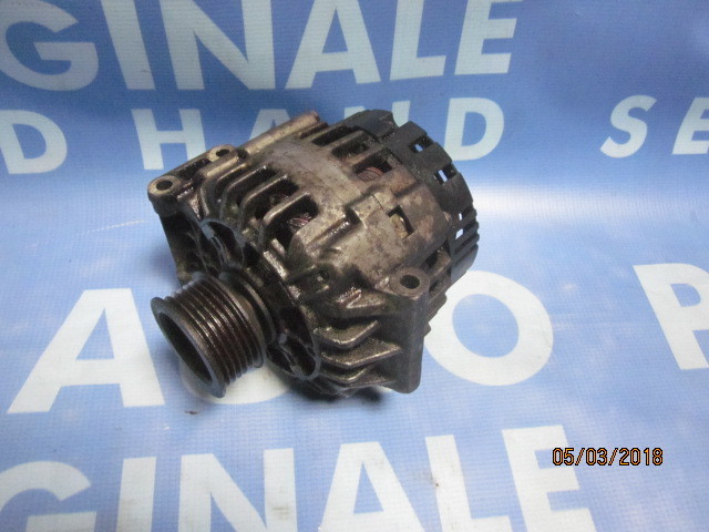 Alternator Renault Laguna;  Valeo 8200030635 /90A