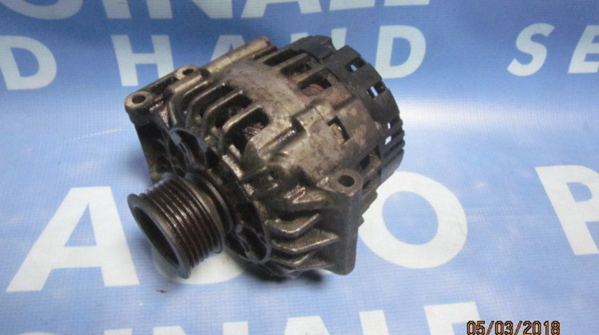 Alternator Renault Laguna; Valeo 8200030635 /90A