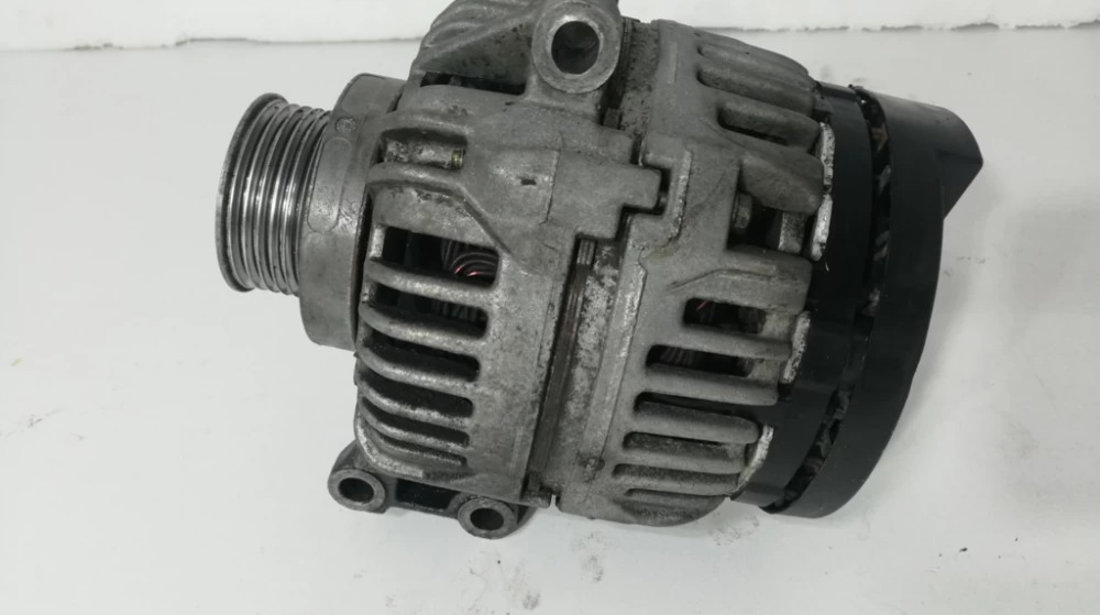 Alternator Renault Megane 1 cod motor F9QA7 motorizare 1.6 16V EURO 4 cod 06073012640B