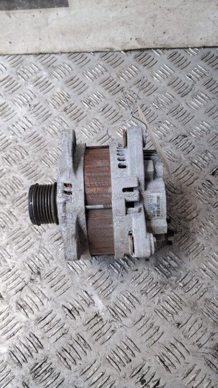 Alternator Renault Megane 3 1.5 DCI an 2014 cod 8200960533 / A004TJ0582ZE