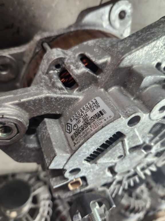 Alternator Renault Scenic 1.5 CDi 201 2013 2014 2015 2016 cod 8200960533