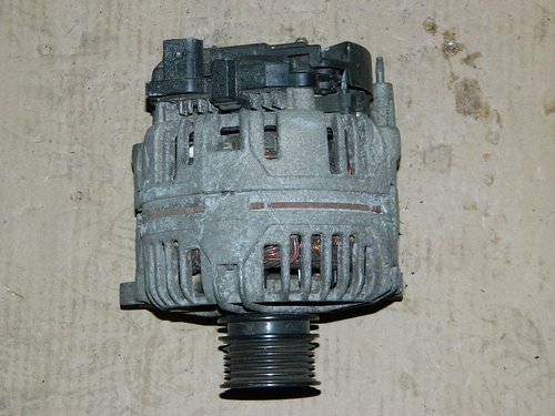 Alternator Seat Arosa 1.4 MPI model 2000.