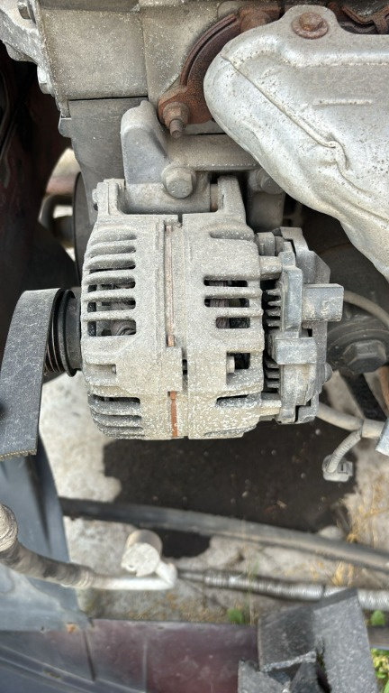 Alternator Skoda Fabia 2 1.4 16v an 2009 cod 037903025m