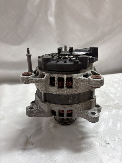 Alternator Skoda Fabia 3 1.4 Motorina 2016, 04B903023B