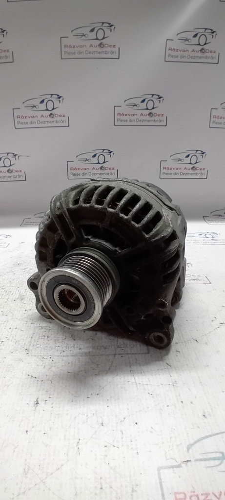 Alternator Skoda Superb 2 2.0 2012, 067903023N