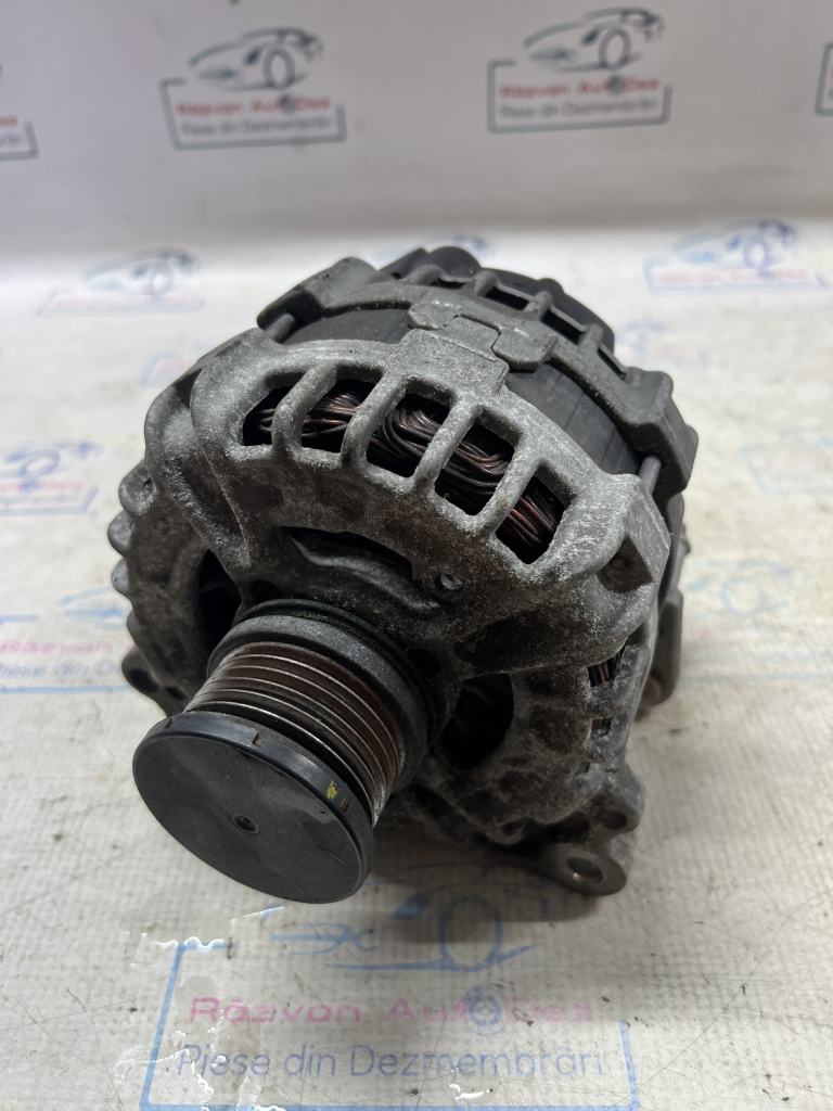 Alternator Skoda Superb 3 2.0 2016, 04L128063AA