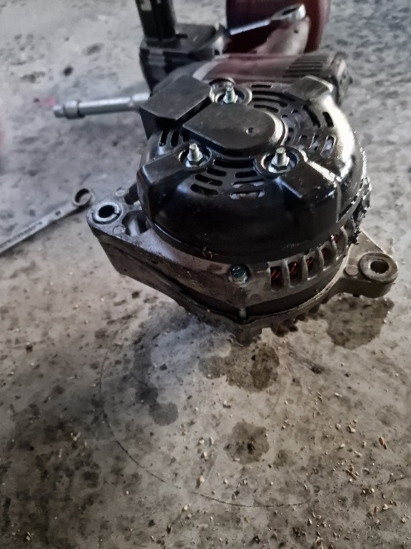 Alternator Toyota Rav 4 2.0 d 2001-2006 1CD
