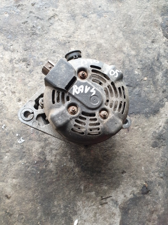 Alternator Toyota Rav 4 2.0 d D4D 2002-2006