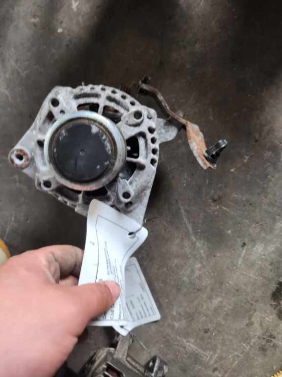 Alternator Toyota Yaris 1.4 D-4D ,2010 2011 2012 2013 2014 cod 27060-0N100