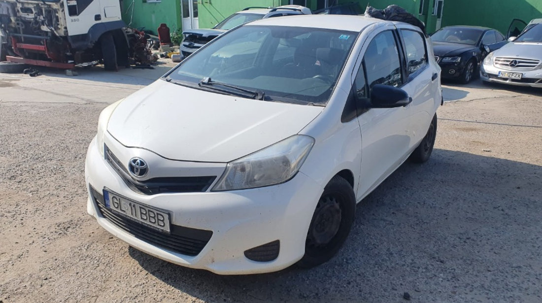 Alternator Toyota Yaris 2012 hatchback 1.4