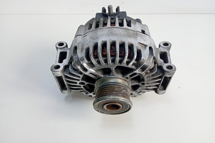 Alternator Valeo A0141541102 Mercedes-Benz C-Class W204/S204 [2007 - 2012]