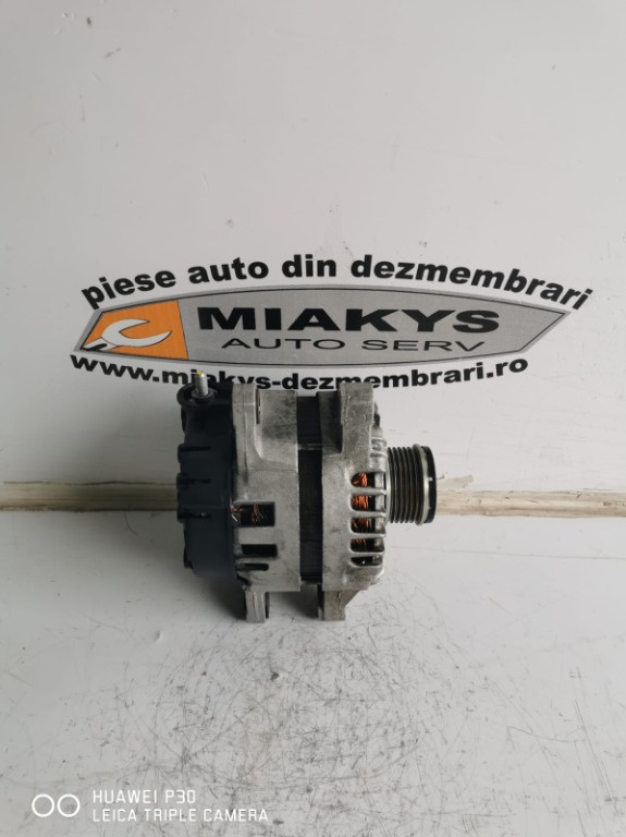 Alternator Valeo / KIA SORENTO II / 2.2 CRDi / COD OEM - 37300-2F100