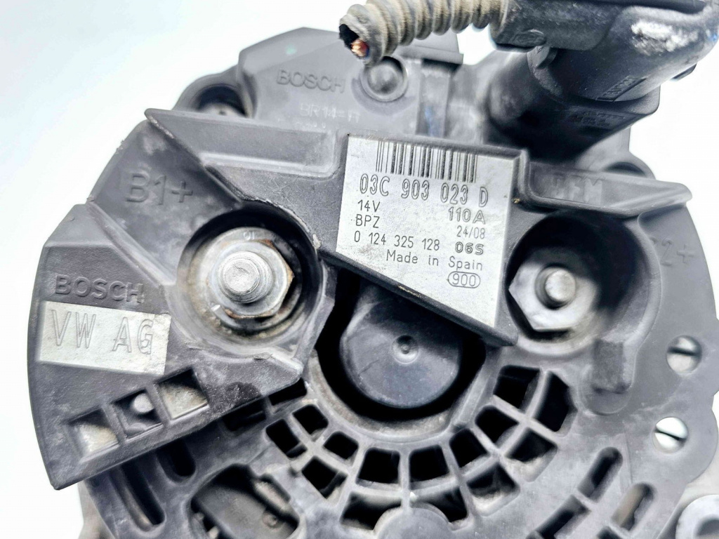 Alternator Volkswagen Golf 5 (1K1) [Fabr 2004-2008] 03C903023D 1.6 Benz BLF 85KW / 115CP