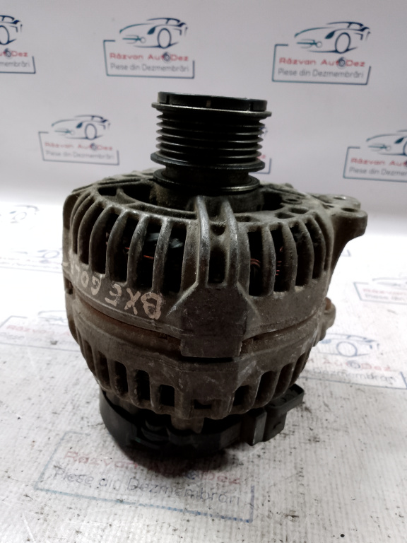 Alternator Volkswagen Golf 5 2010, 06F903023F