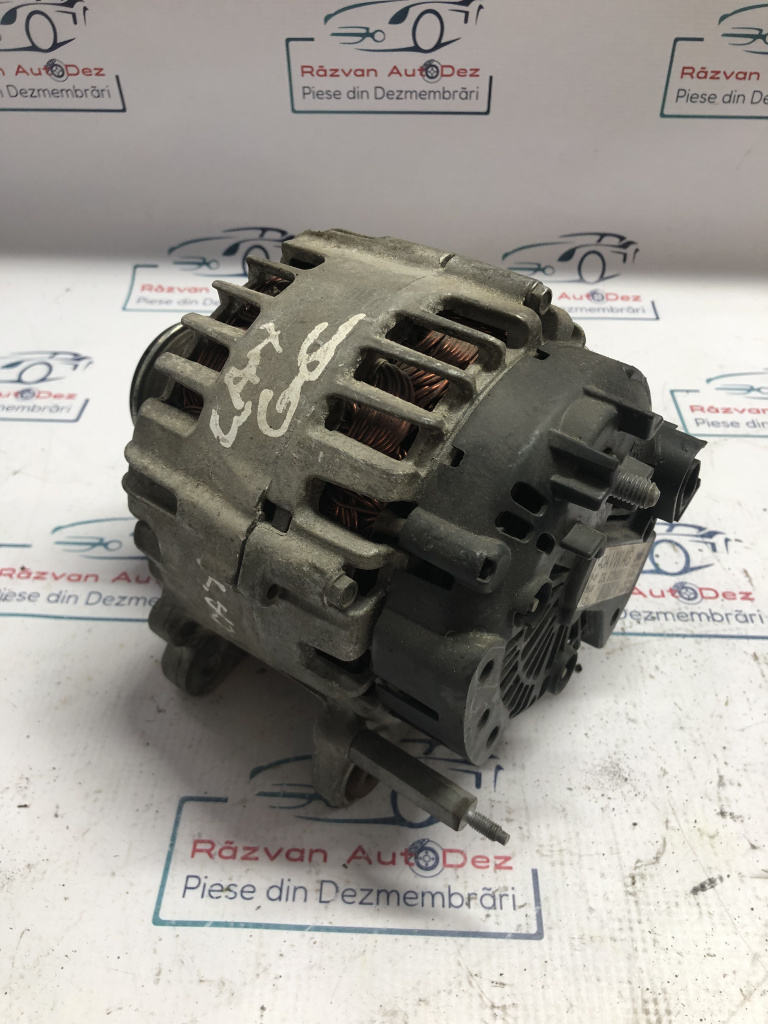 Alternator Volkswagen Golf 6 1.6 Motorina 2009, 03L903023F