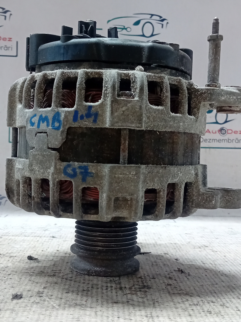 Alternator Volkswagen Golf 7 1.4 2014, 04E903023J