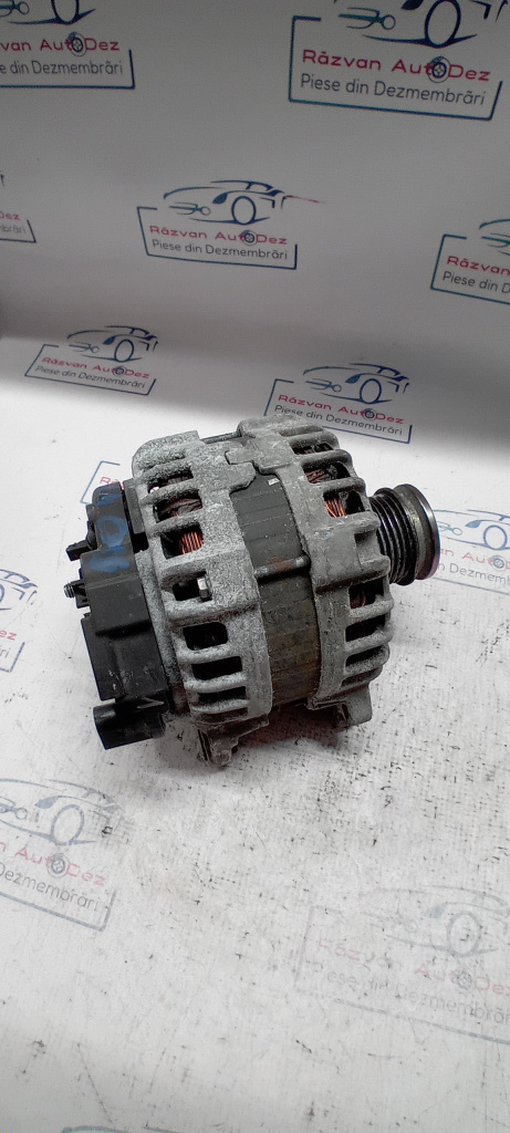 Alternator Volkswagen Golf 7 1.4 2014, 04E903023J