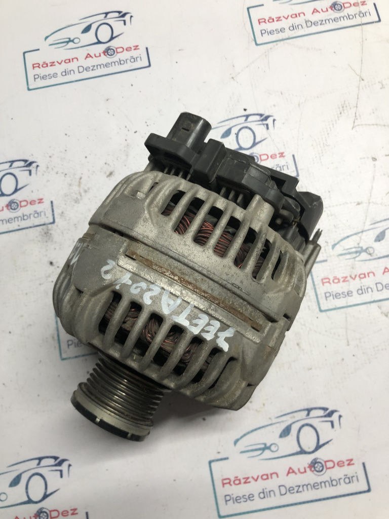Alternator Volkswagen Jetta 1.2 2012, 03F903023D