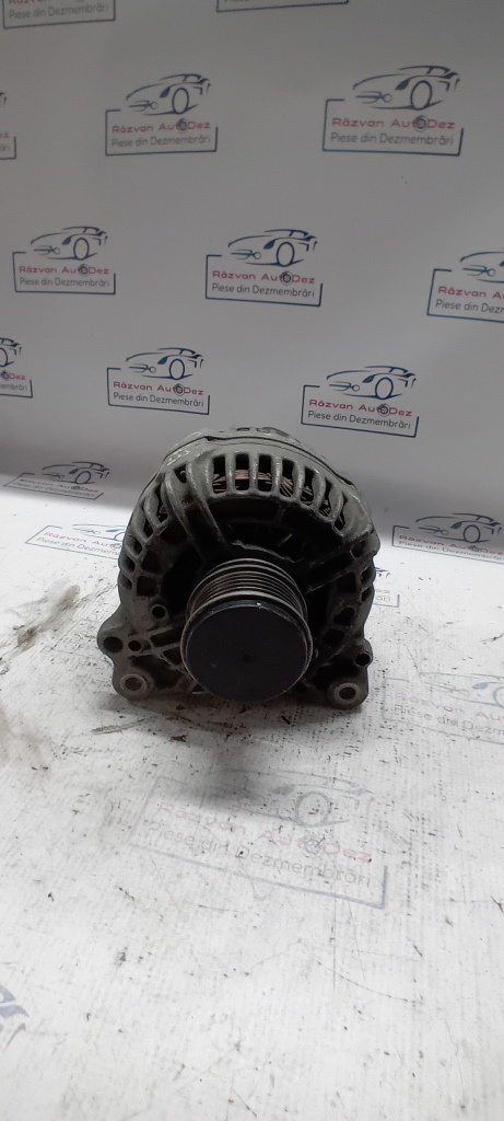 Alternator Volkswagen Jetta 1.6 Motorina 2012, 06F903023F