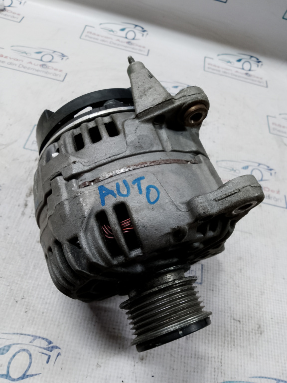 Alternator Volkswagen Jetta 2014, 03L903023 / AUTOMAT
