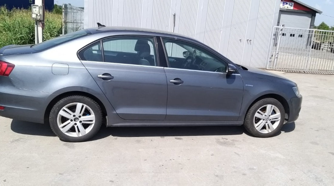 Alternator Volkswagen Jetta 2014 Sedan 1.4 TSI Hybrid