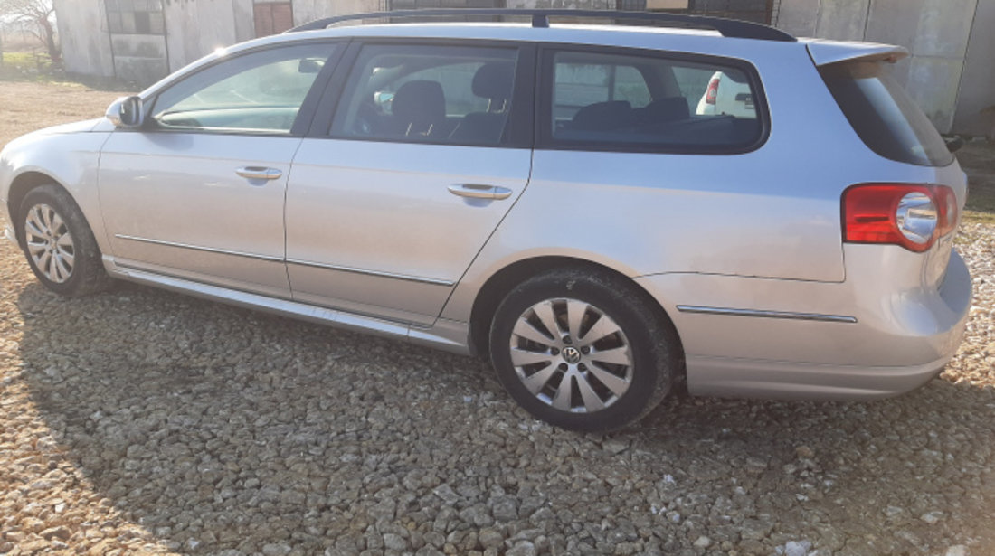 Alternator Volkswagen Passat B6 [2005 - 2010] wagon 5-usi 1.6 TDI BlueMotion MT (105 hp)