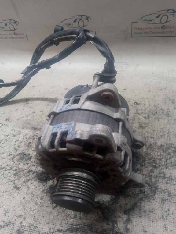 Alternator Volkswagen Passat CC 2.0 2011, 03L903024F