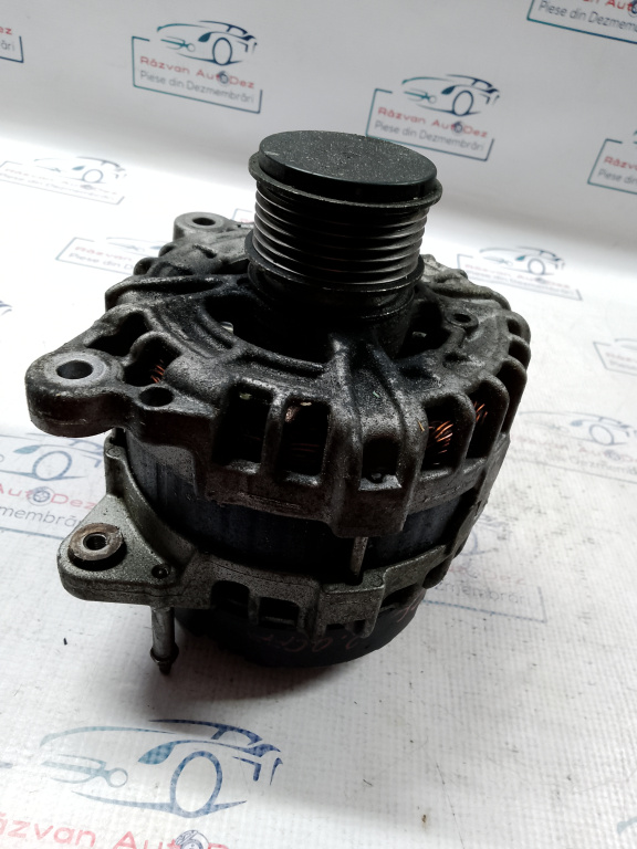 Alternator Volkswagen Passat CC 2.0 Motorina 2012, 03L903024F