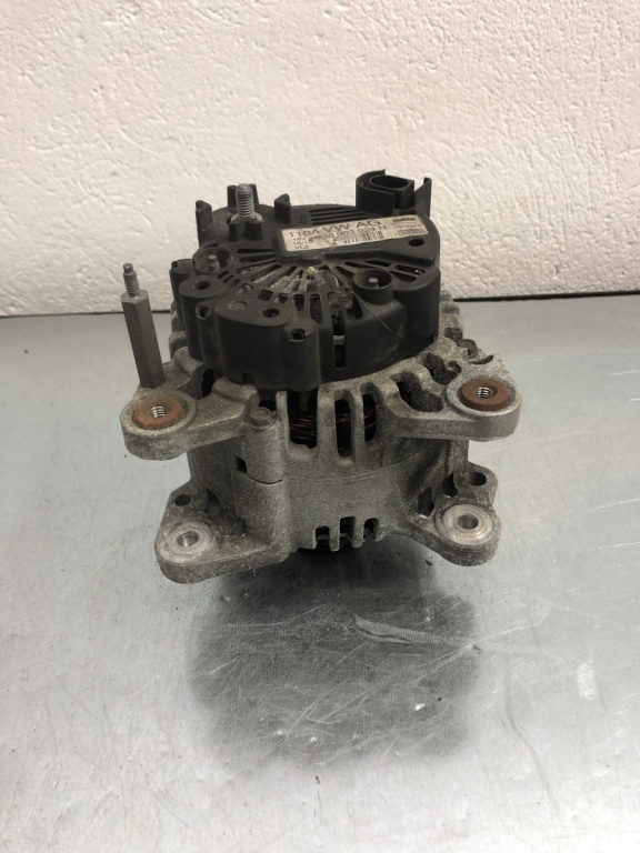 Alternator Volkswagen Polo 6R sedan 2010 (cod intern: 87389)