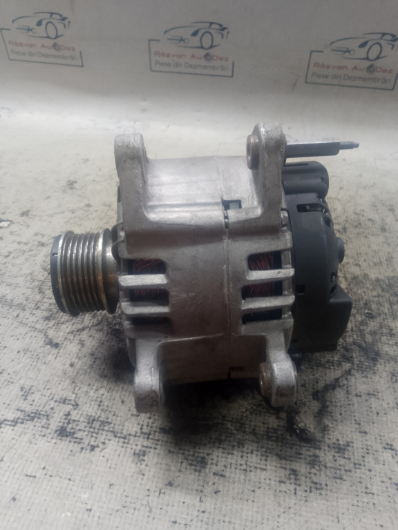 Alternator Volkswagen Scirocco 2011, 03L903023F