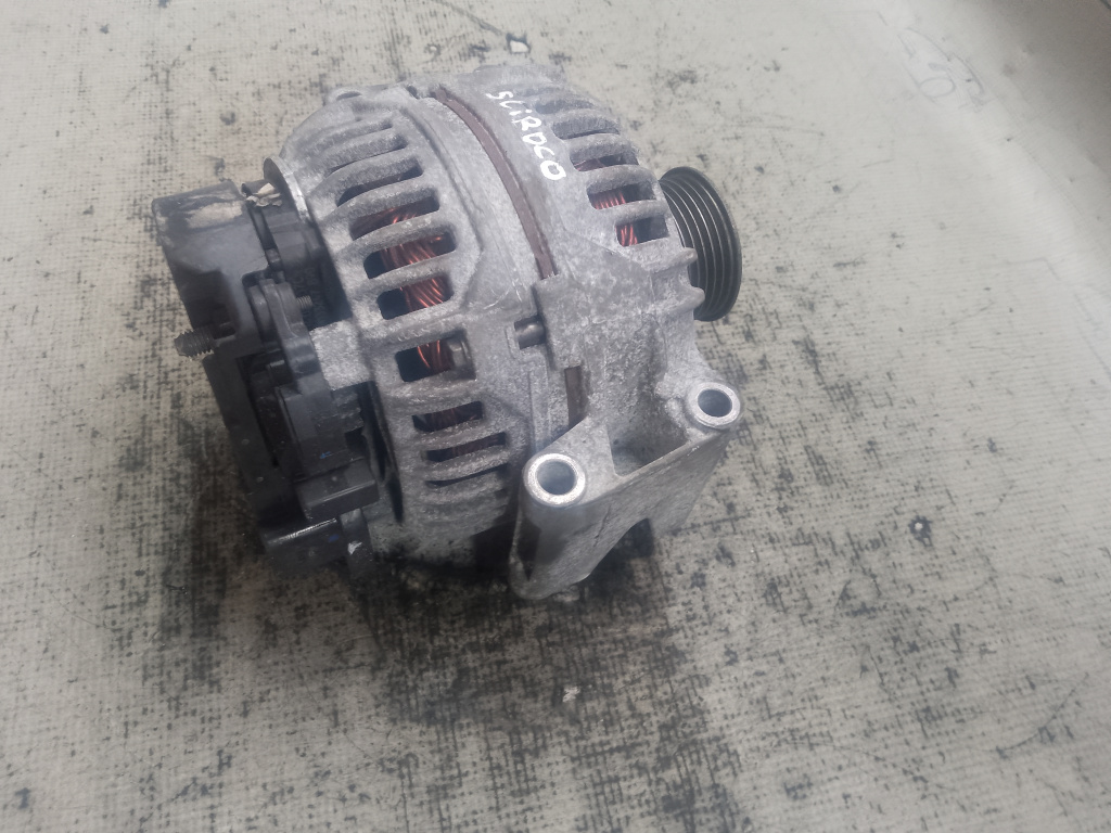 Alternator Volkswagen Scirocco 2011, 06B903016AB