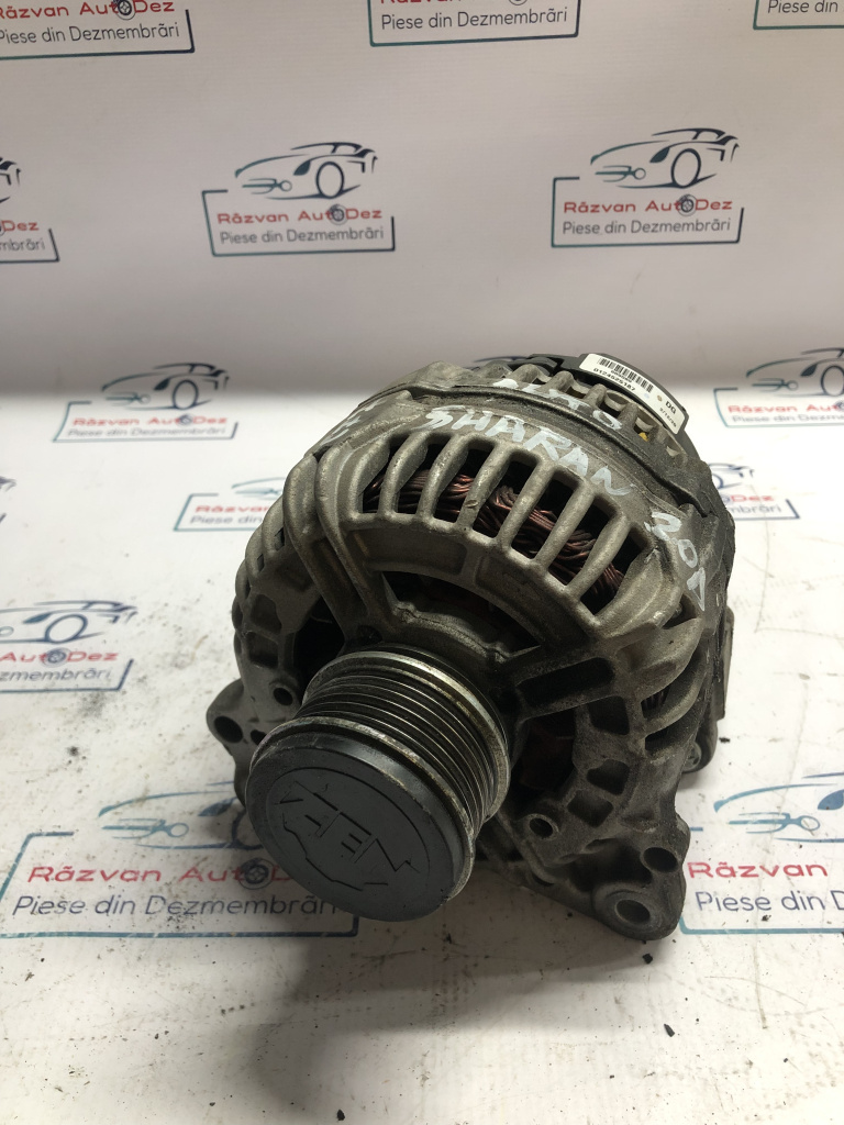 Alternator Volkswagen Sharan 2.0 Motorina 2012, 0124525187