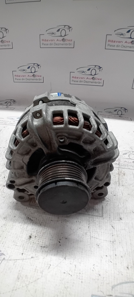 Alternator Volkswagen Sharan 2.0 Motorina 2012