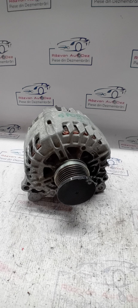 Alternator Volkswagen Sportsvan 2.0 Motorina 2014, 03L903023L