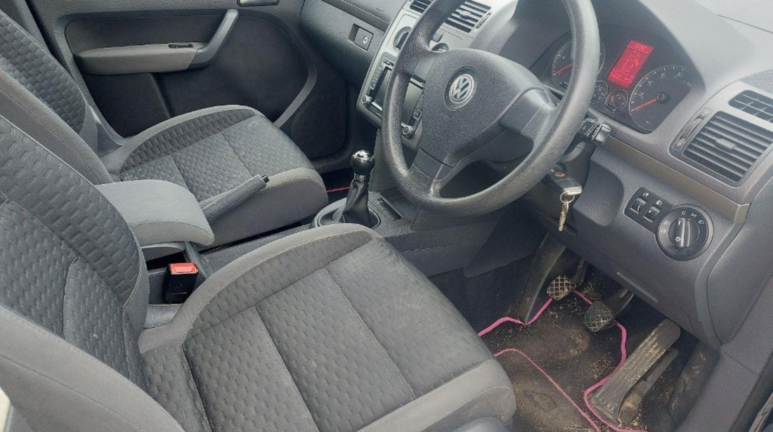 Alternator Volkswagen Touran 2009 VAN 1.9 TDI