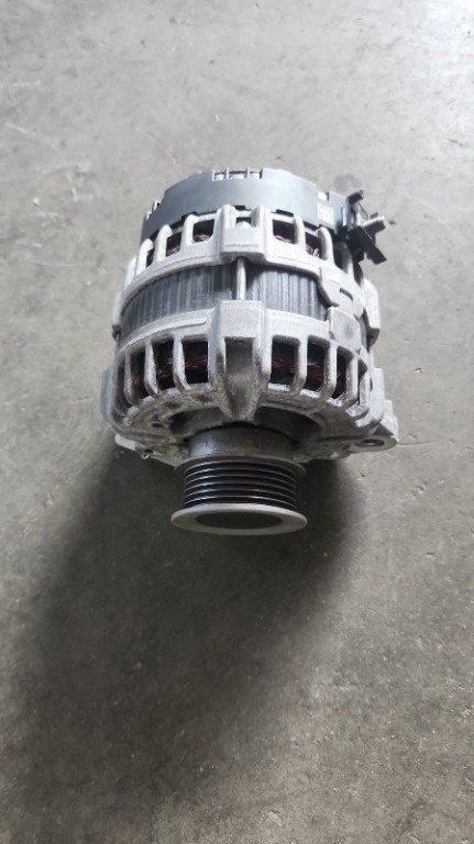 Alternator Volvo S60 T3 1.5 B4154T4 2018 Cod : 31489212