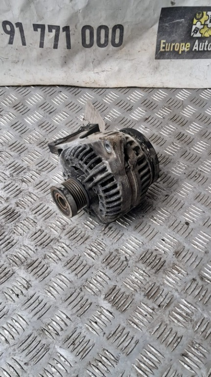 Alternator Volvo XC90 2.4 euro 4 an fab. 2007 cod 30667787 / 0124525060