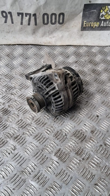 Alternator Volvo XC90 2.4 euro 4 an fab. 2007 cod 30667787 / 0124525060