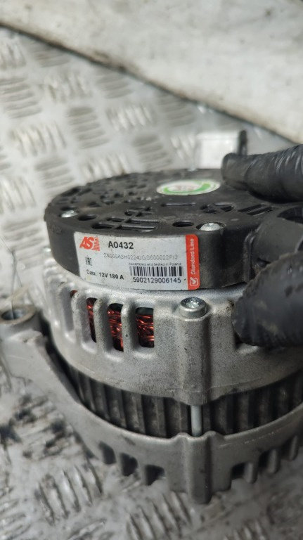 Alternator Volvo XC90 XC70 XC60 2.4 D cod motor D5244T17 transmisie automata,an 2013