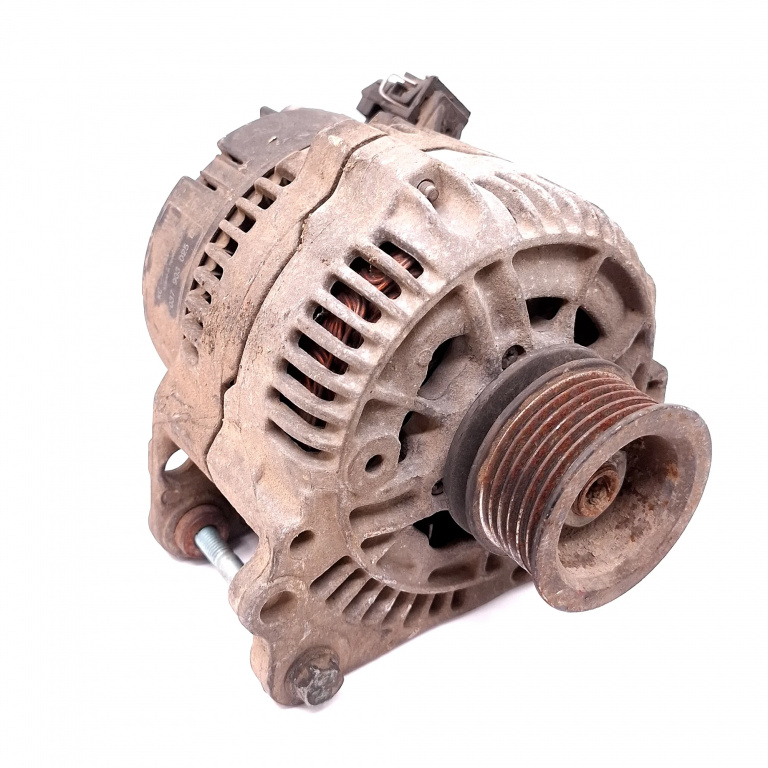 Alternator Vw Golf 4 1997-2004 1.4 16V Ahw Benzina 0123310037, 037903025B Bosch