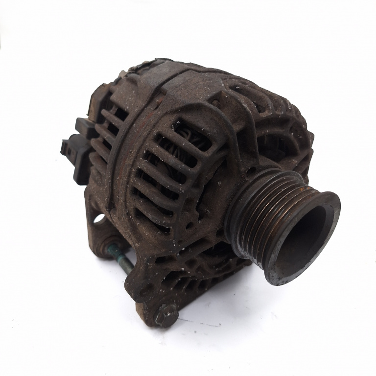 Alternator Vw Golf 4 1997-2004 1.4 16V Axp Benzina 028903028D, 0124325003 Bosch