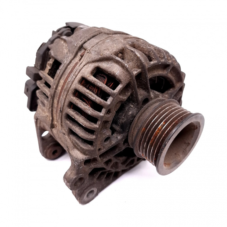 Alternator Vw Golf 4 1997-2004 1.6 16V Benzina 028903028D, 0124325003