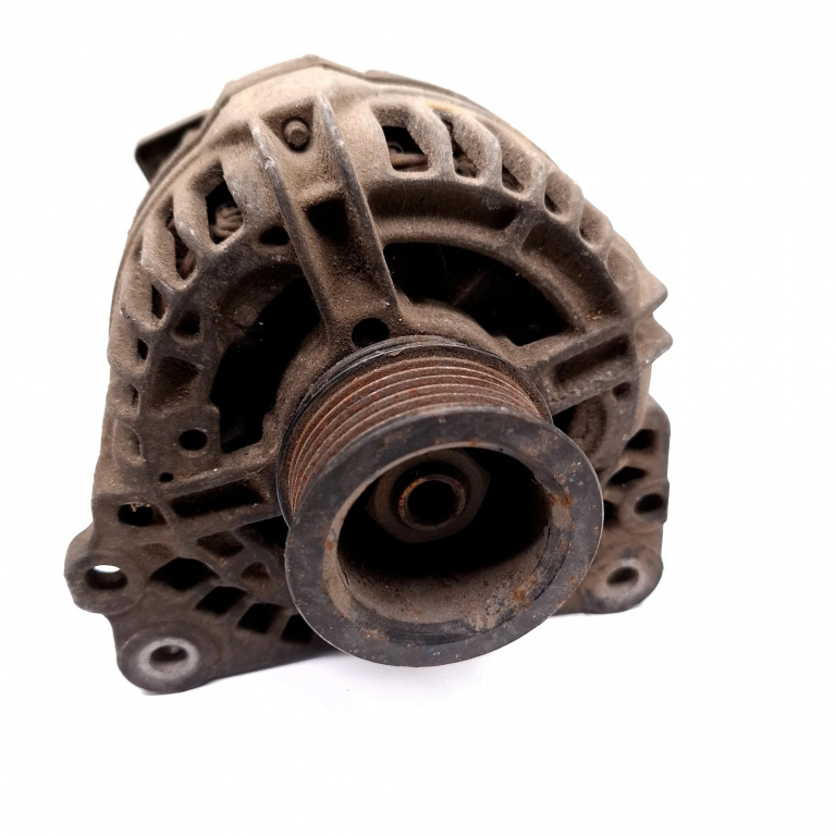 Alternator Vw Golf 4 1997-2004 1.6 16V Benzina 037903025F, 124325011, F00M145225 Bosch